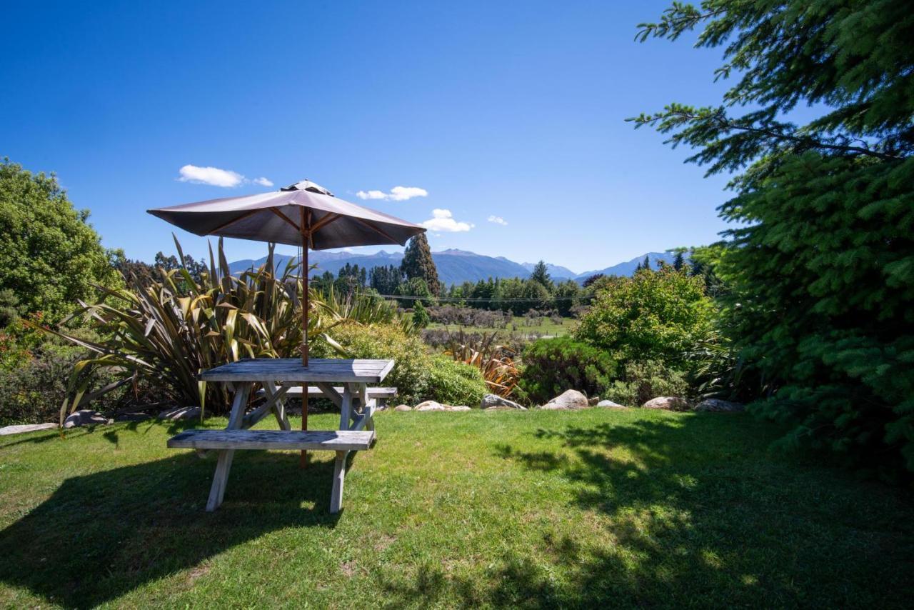Blue Thistle Cottages Te Anau Bagian luar foto