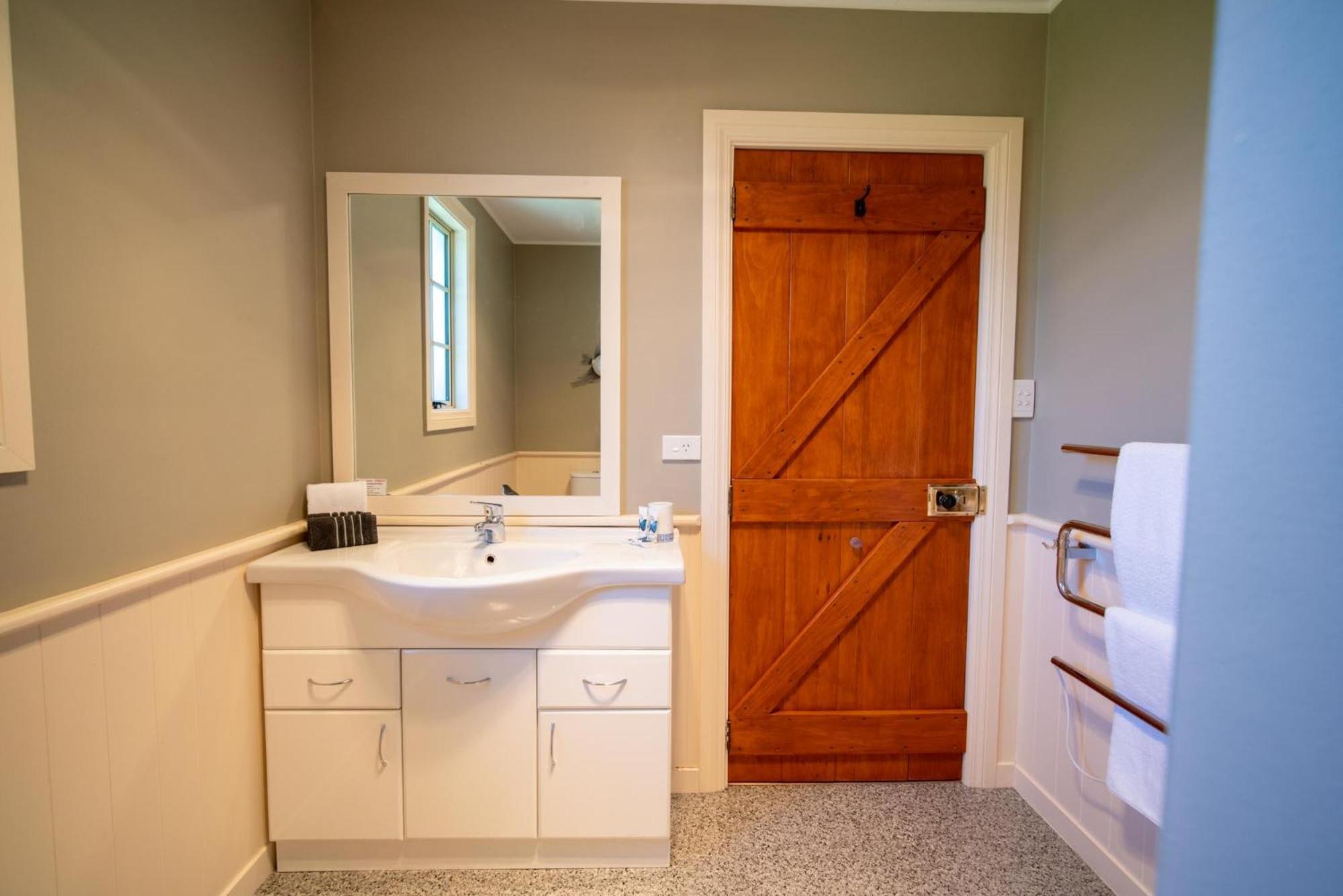 Blue Thistle Cottages Te Anau Ruang foto