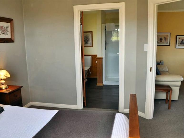 Blue Thistle Cottages Te Anau Bagian luar foto